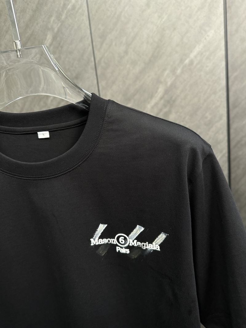 Unclassified Brand T-Shirts